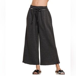 307 small - 3X ❤️Zenana ACID WASH FLEECE
PALAZZO SWEATPANTS
POCKETS